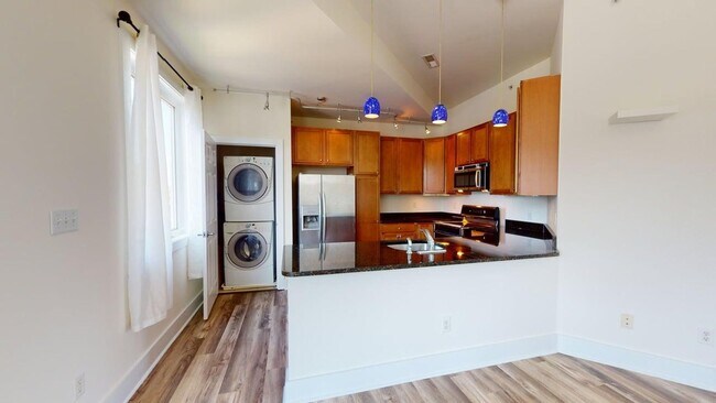 Building Photo - Main Street Corridor Available July 1