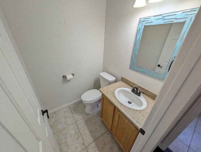 Building Photo - 8121 Riviera Beach Dr