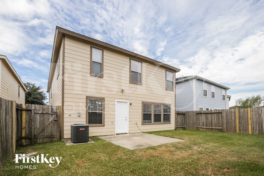 Building Photo - 11210 Flying Geese Ln