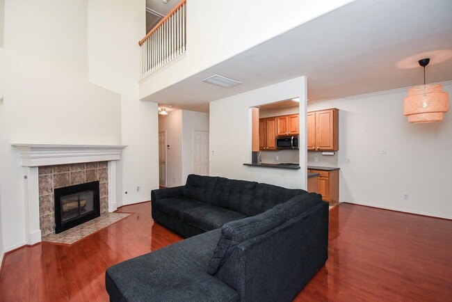 Building Photo - 13646 Garden Grove Ct