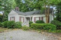 Building Photo - 2 bdrm, 1 bath near Emory and the CDC.