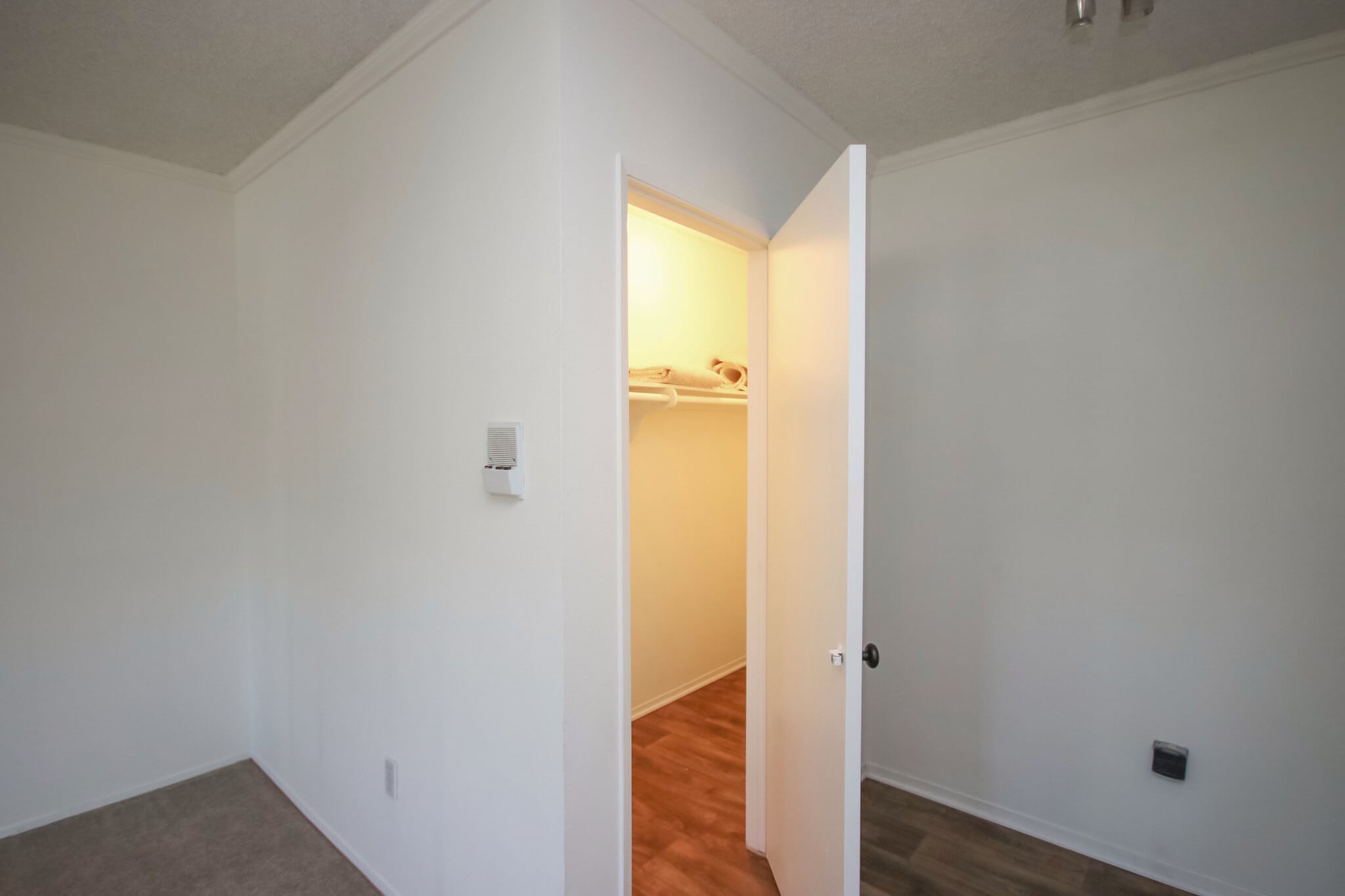 Building Photo - 266 S Madison Ave