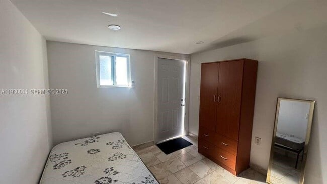 Building Photo - 20811 NW Miami Pl