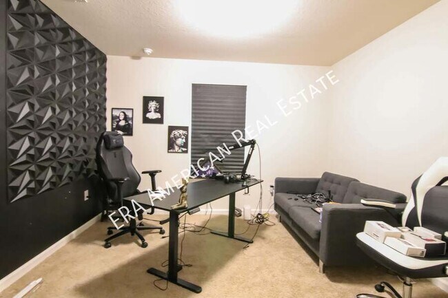 Building Photo - 808 Moorhen Wy