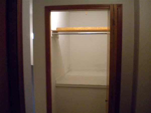 Building Photo - 4751 Circle Shore Dr SE