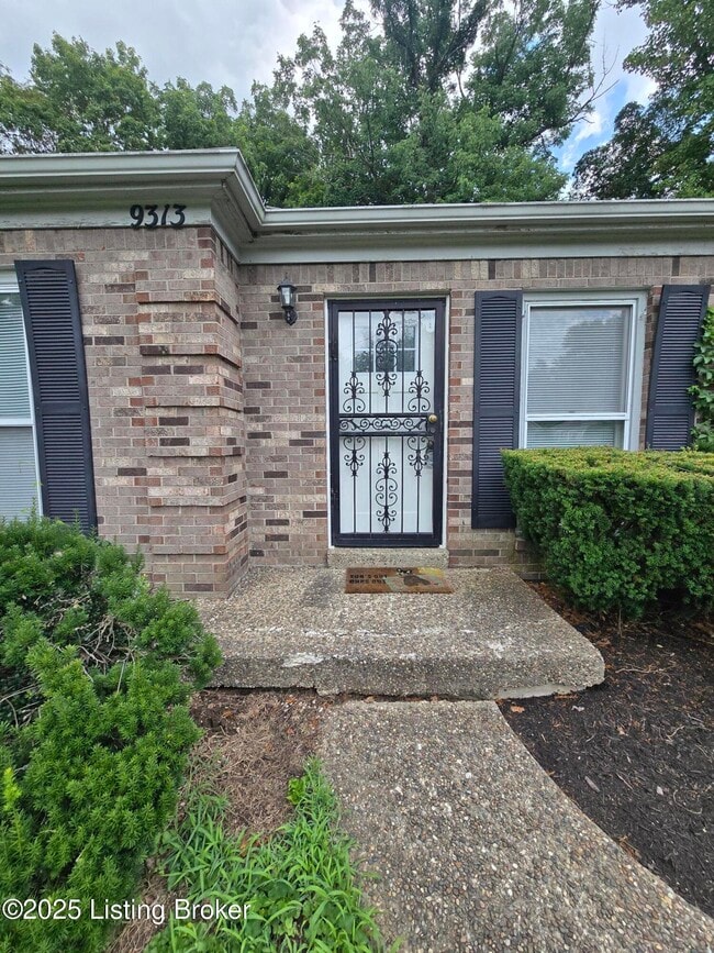 Building Photo - 9313 Le Beau Ct