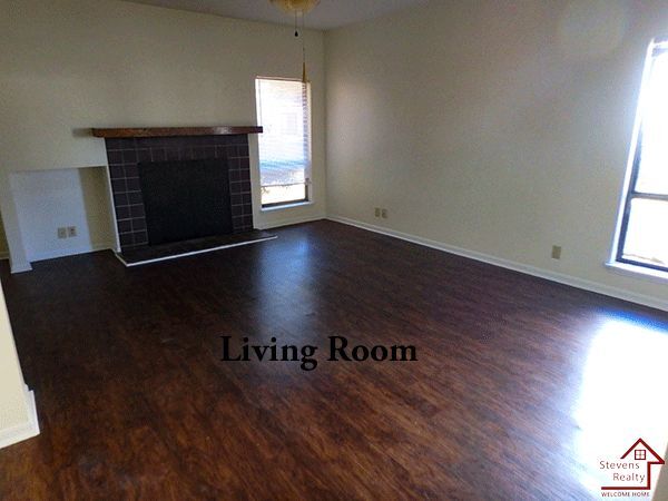 Building Photo - 409 Oriole Dr