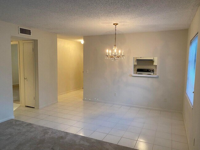 Building Photo - 2950 SE Ocean Blvd
