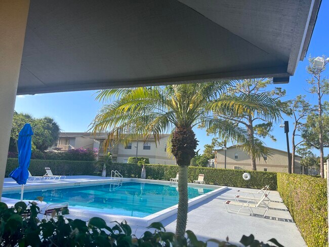 Building Photo - 1766 Abbey Rd