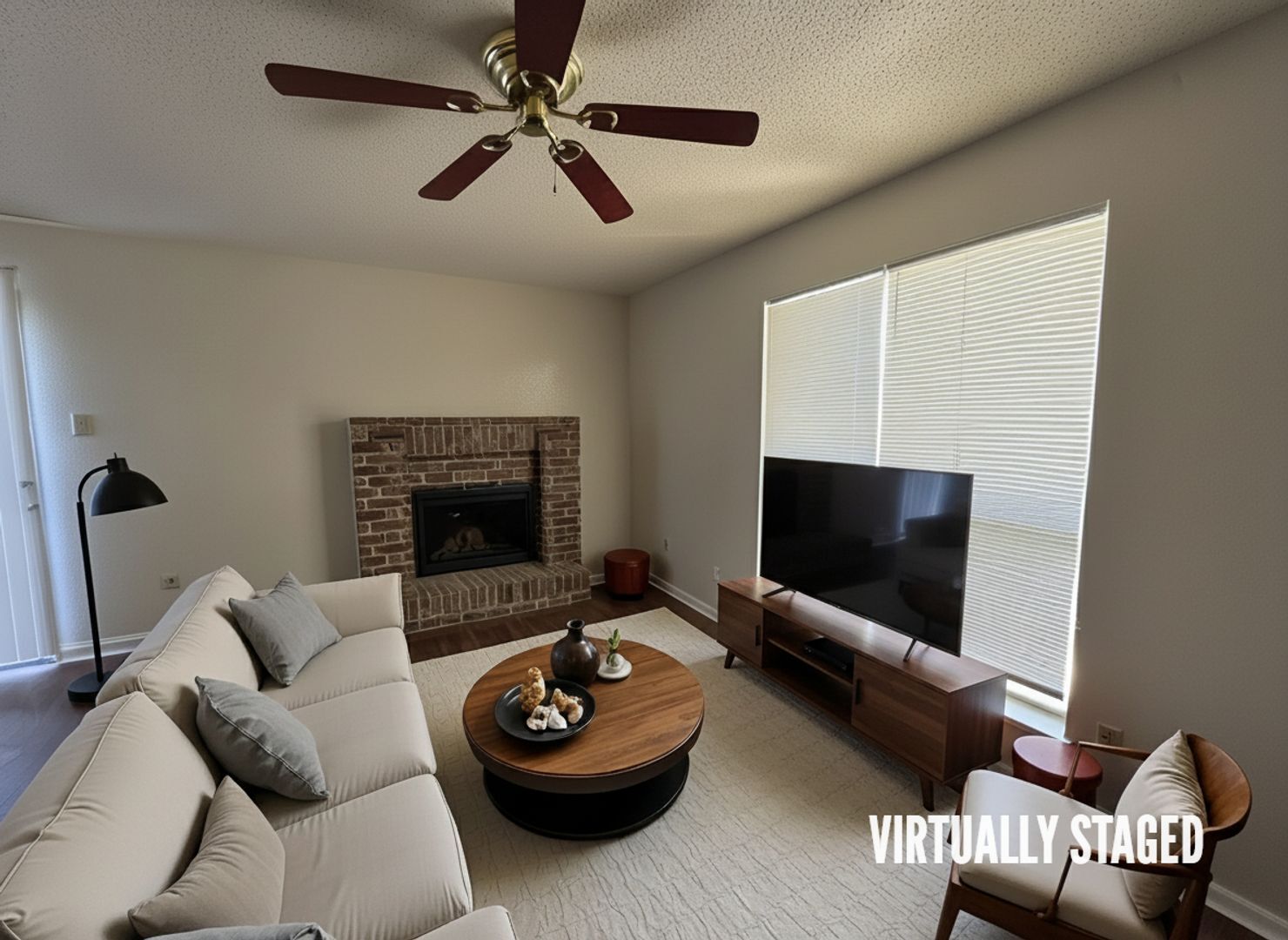 Building Photo - 3002 Chaucer Dr
