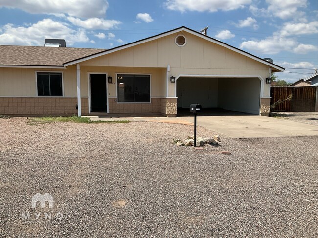 Primary Photo - 11520 E Wier Ave