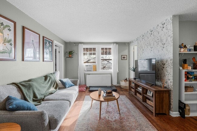 Building Photo - University Park 1 bed 1 bath Condo in walk...