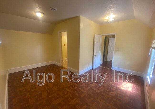 Building Photo - 2117 N Ilion Ave
