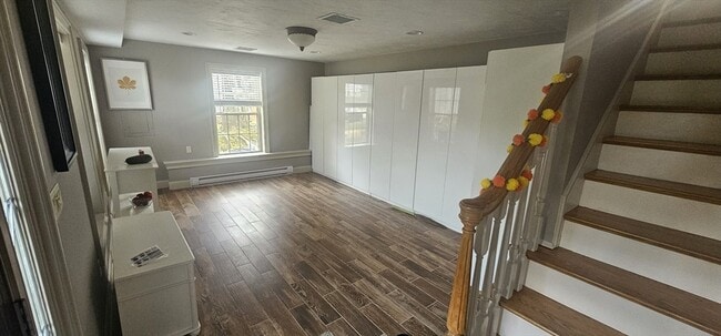 Primary Photo - 227 Thurber Ave