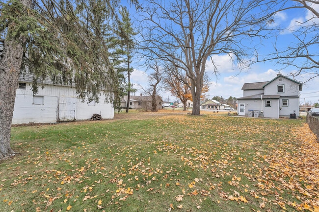 Building Photo - 56733 Grand River Ave