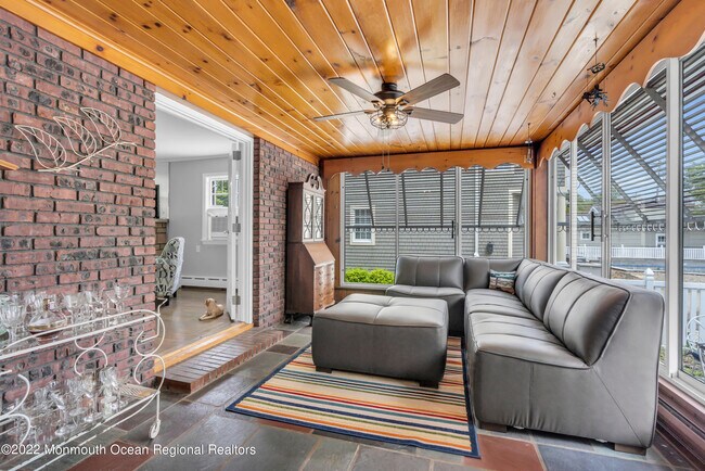 Building Photo - A208 Trenton Blvd