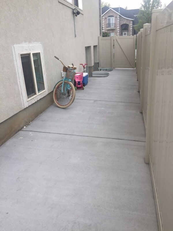 Building Photo - 328 W 600 N