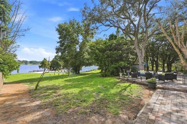 Building Photo - 6714 Nina Rosa Dr