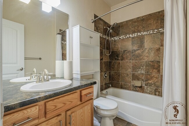 Building Photo - 672 Muirfield Drive