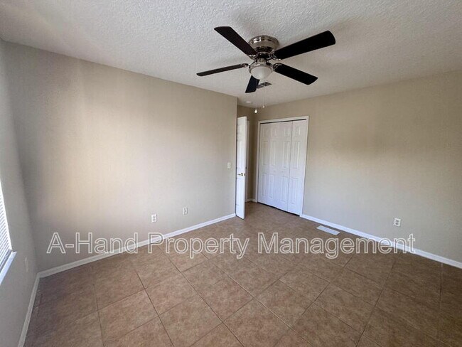 Building Photo - 824 Washington Palm Loop