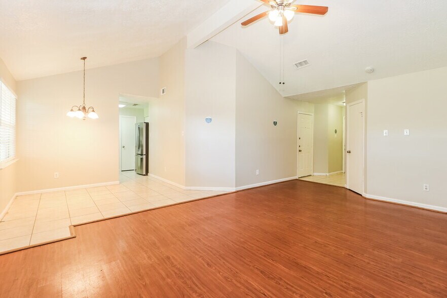 Building Photo - 11711 Spruce Mountain Dr