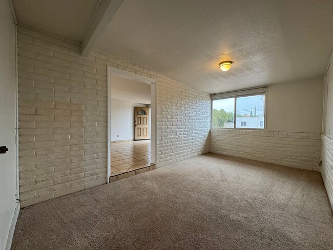 Building Photo - 3BR/2BA , 1406 sq.ft. rental in Sierra Vista, AZ