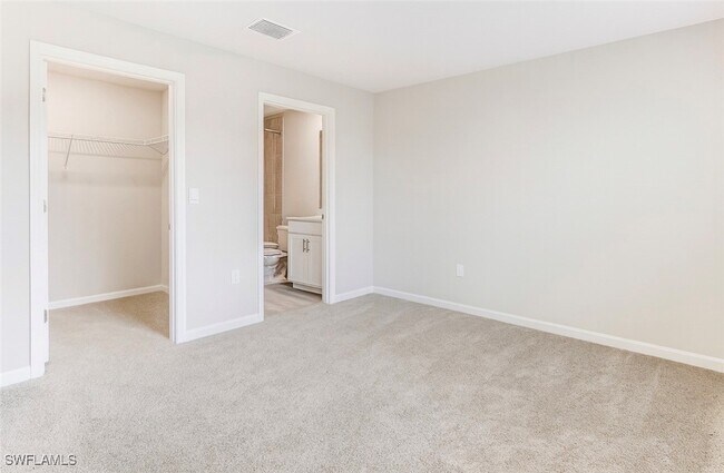 Building Photo - 3003 Lady Ln