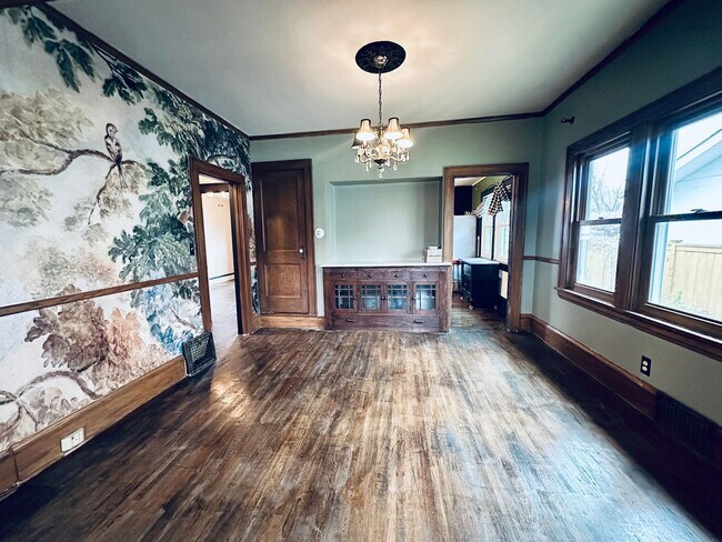 Building Photo - Charming 2-Bedroom Home w/ Finished Loft, ...