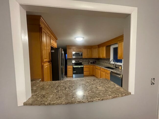 Kitchen *NEW Appliances - 59 Cobblestone Way