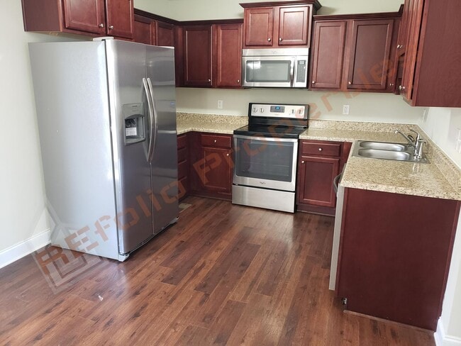 Building Photo - Amazing 3-Bedroom Ranch with a 2-Car Garage and a Huge Backyard in Hadden Pointe, Fuquay-Varina —...