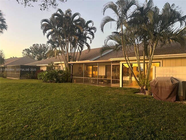 Building Photo - 6198 Brandon St