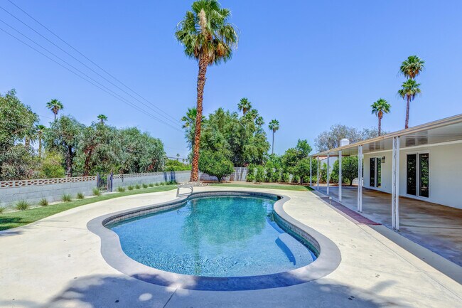 Building Photo - 72896 Tamarisk St