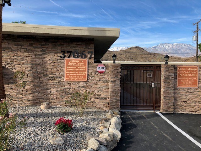 Building Photo - 37067 Bankside Dr