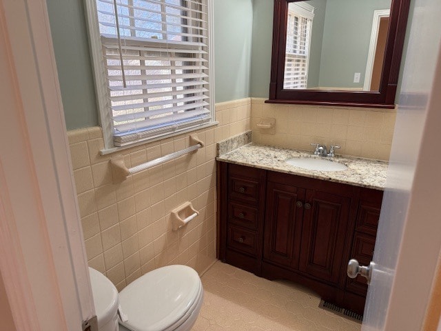 Building Photo - 33 Laurie Cir