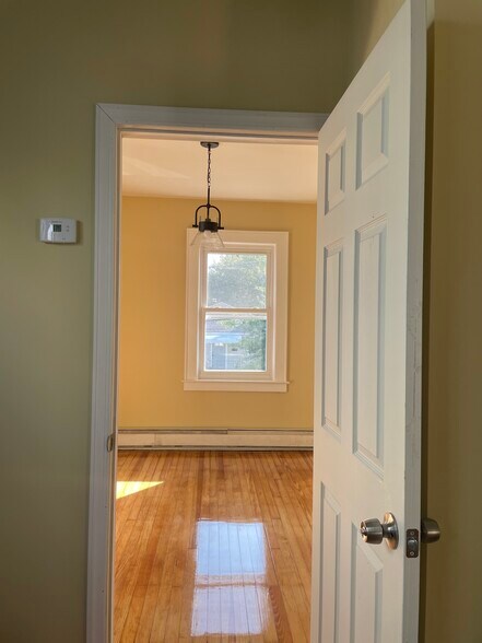 2nd bedroom - 44 Inman Pl