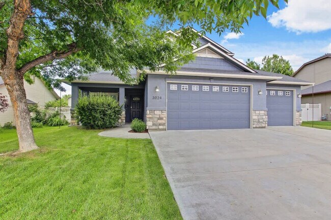 Building Photo - 2933 W Tubac Dr