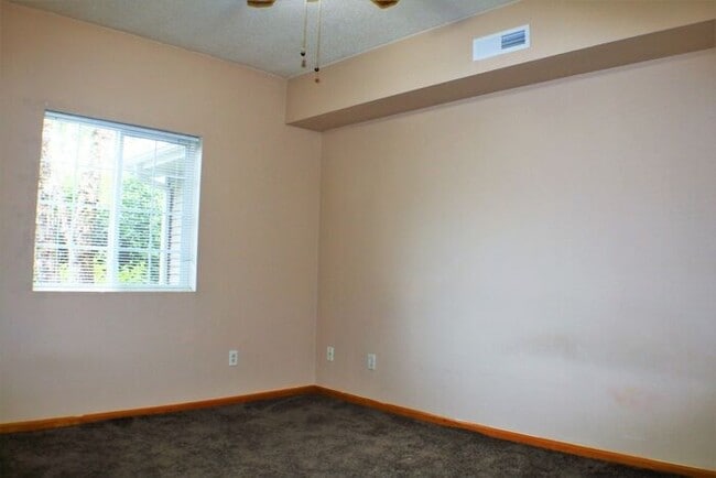 Building Photo - $1,250 | 2 Bedroom, 1 Bathroom Condo | No Pets | Available for an August 1st, 2026 Move In!