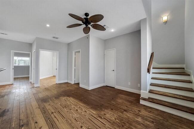 Building Photo - 2507 Bay Oaks Harbor Dr