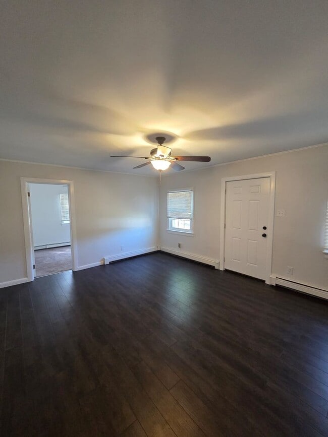 Building Photo - 3899 Smith Dr