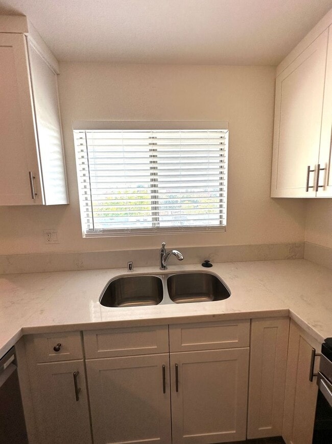 Building Photo - 160 S Michigan