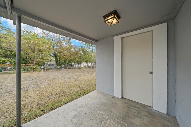 Building Photo - 3938 S Walters