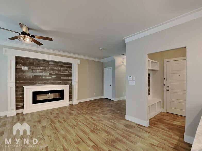 Building Photo - 5517 Van Horn Dr