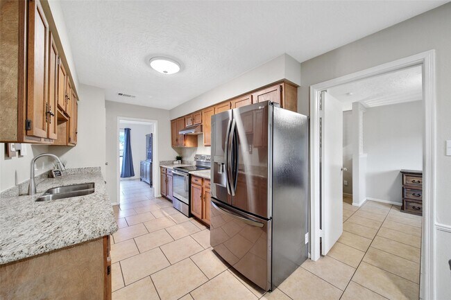 Building Photo - 31723 Ironwood Dr