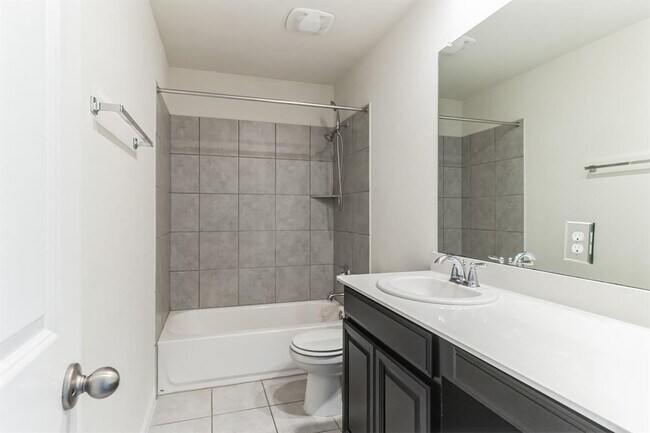 Building Photo - 13745 Fallsprings Way