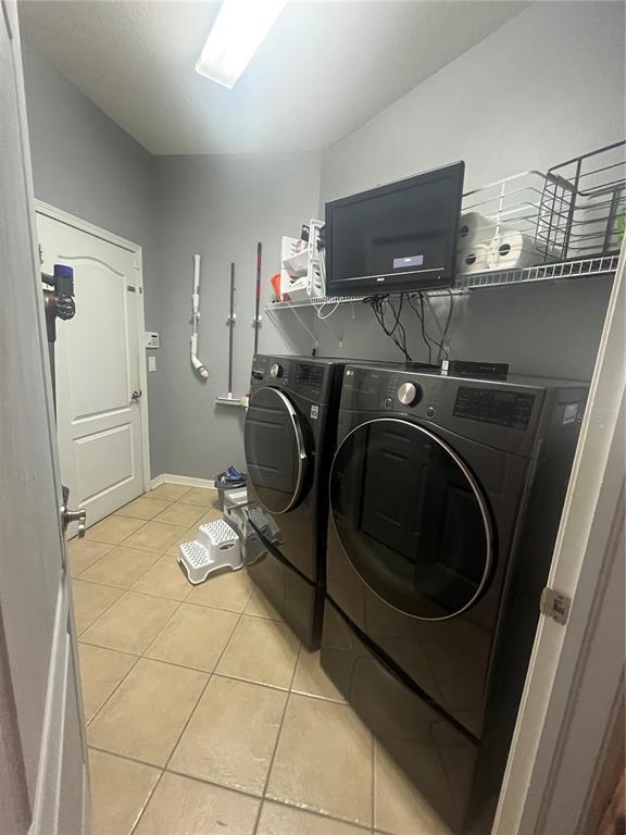 Building Photo - 8709 Sandy Plains Dr