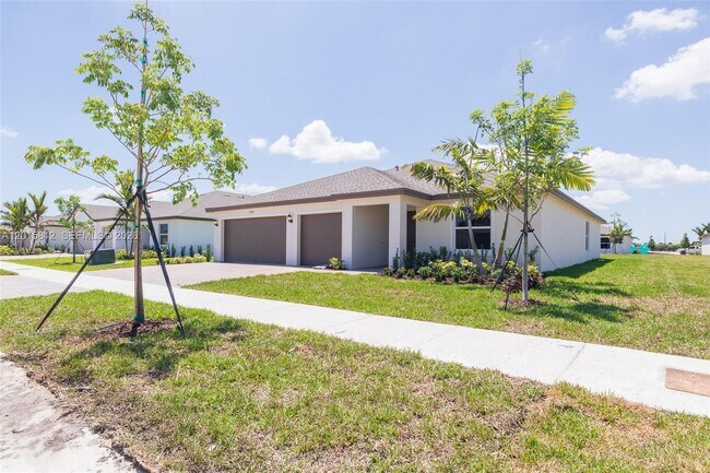 Building Photo - 17564 SW 285th St