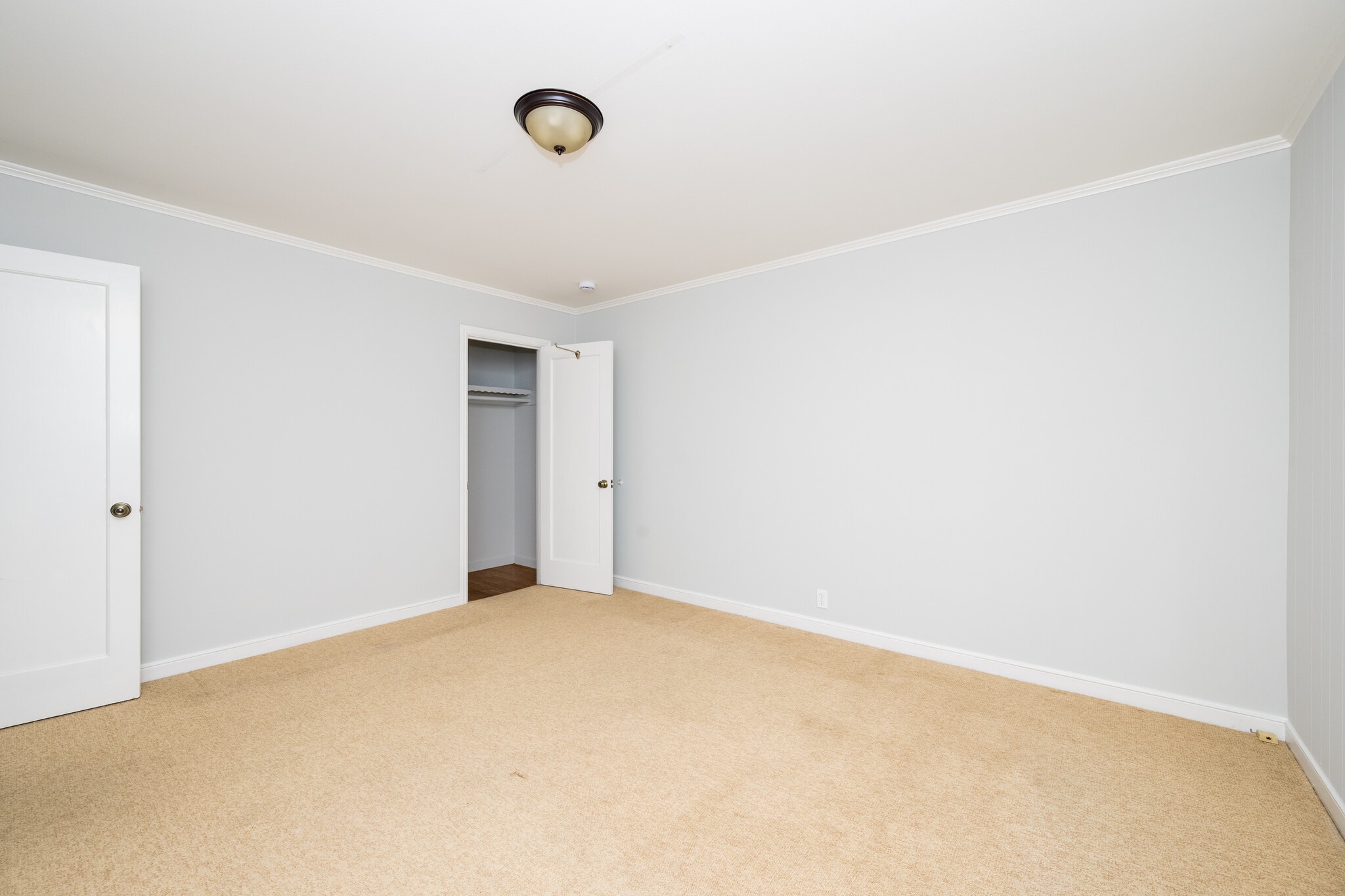 Building Photo - 2727 Moraga St
