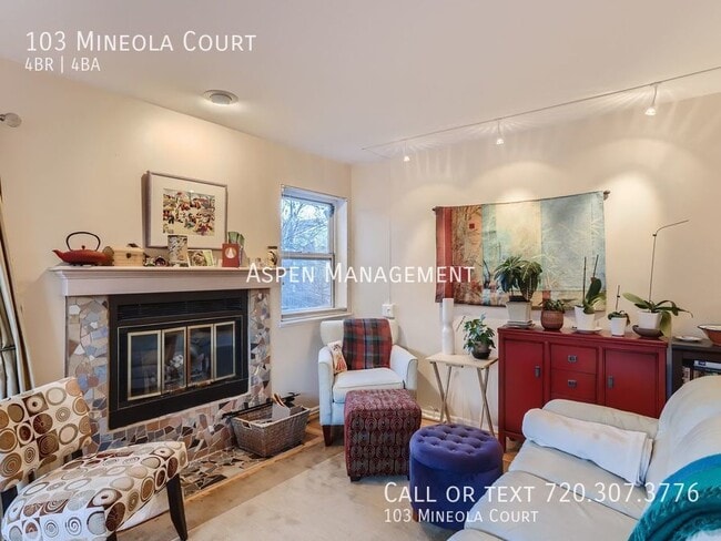 Building Photo - 103 Mineola Ct