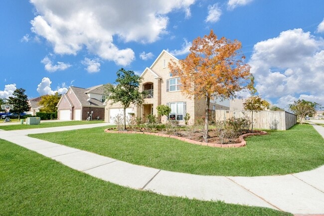 Building Photo - 9947 Valance Way