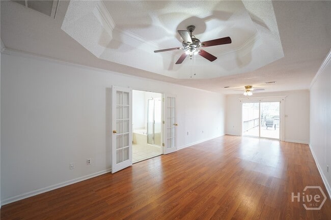 Building Photo - 108 Steven St